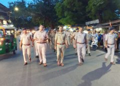 जनता में पुलिस के प्रति विश्वास जगाने को लेकर एसएसपी ने किया फ्लैग मार्च 